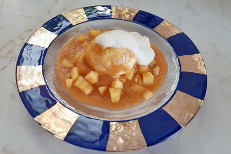 Amaretto-Nektarinen-Becher