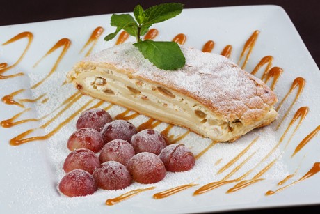 Weintraubenstrudel