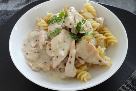 Geschnetzeltes in Senfsauce
