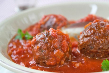 Hackfleischbällchen mit Tomatensauce