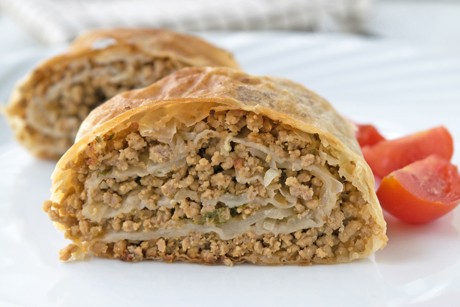 Faschierter Strudel mit Kartoffel