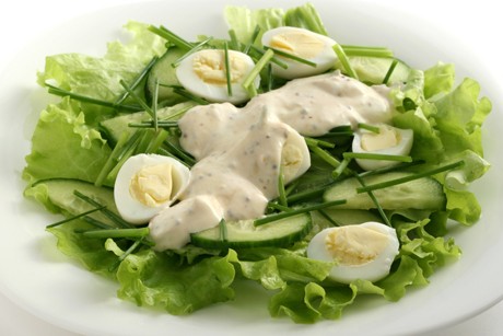 Leichter Eiersalat mit Joghurt