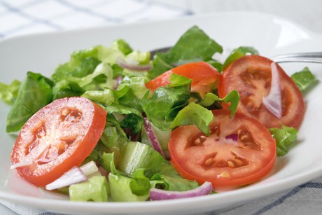 Tomaten-Endivien-Salat