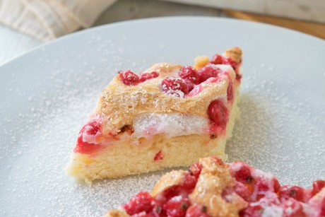 Einfacher Ribisel-Schaum-Kuchen