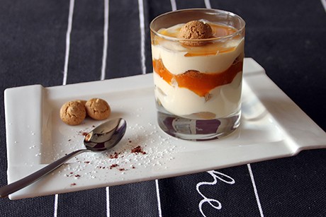 Einfaches Marillentiramisu