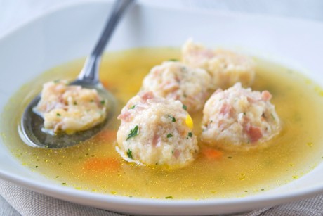Speckknödelsuppe