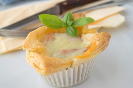 Pizza Muffins mit Blätterteig