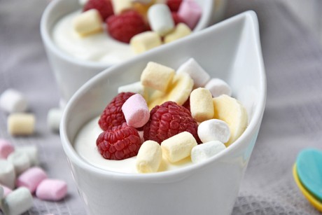 Joghurtdessert mit Marshmallow