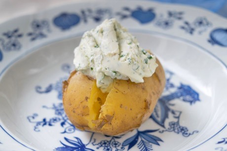 Selbstgemachte Sourcreme