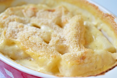Schwarzwurzeln mit Käse überbacken