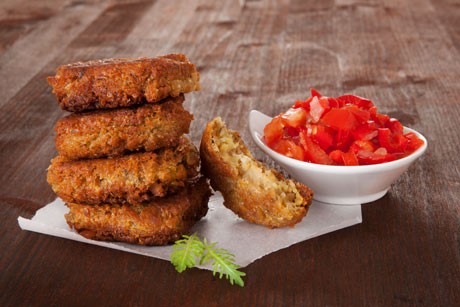Falafel mit Tomaten Salat