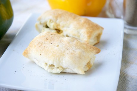 Paprika-Feta-Snacks