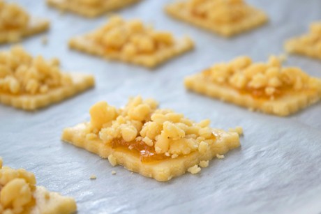 Mürbteigkekse mit Streusel