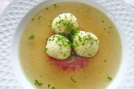 Grießknödel