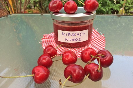 Kirsch-Kokos-Marmelade