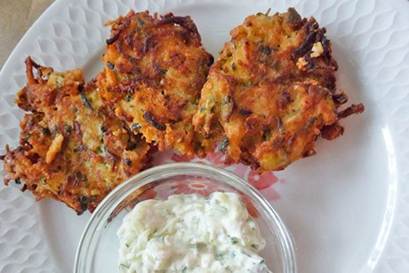 Zucchini-Käse-Puffer