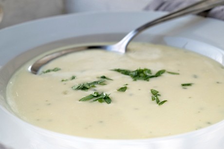 Cardysuppe mit Topinambur