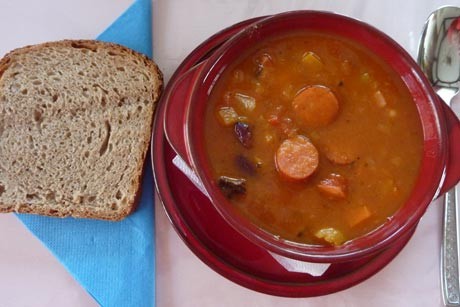 Serbische Bohnensuppe