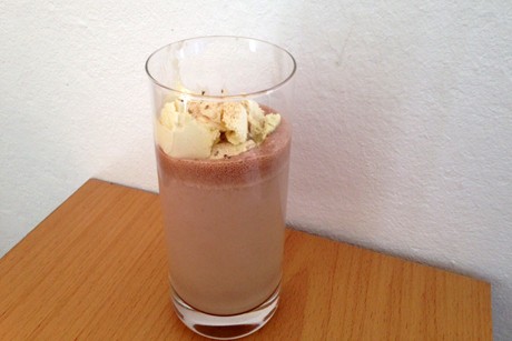 Bananenkakao mit Eis