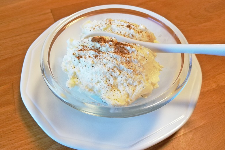 Joghurt Cremeeis mit Schuss