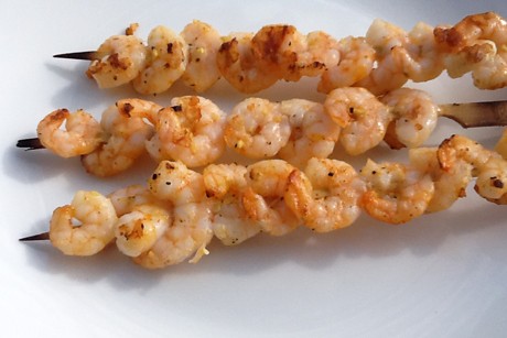 Garnelenspieße mit Ingwermarinade