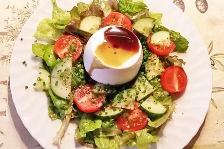 Sommersalat mit Schaffrischkäse
