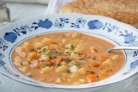 Erdäpfel-Paprika Suppe