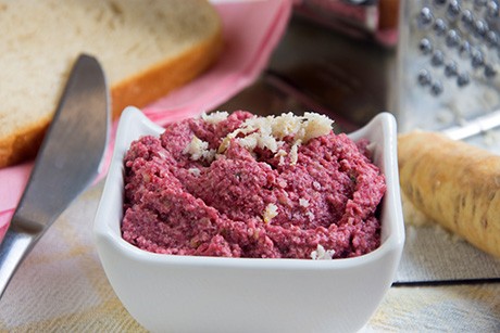 Rote Bete-Kren-Aufstrich