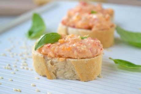 Paprika-Sesam-Aufstrich