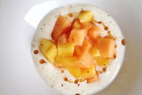 Joghurt mit Mango-Melone