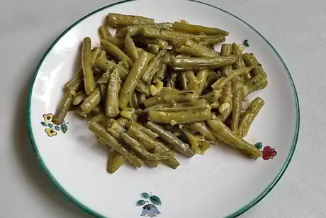 Fisolen mit Dille