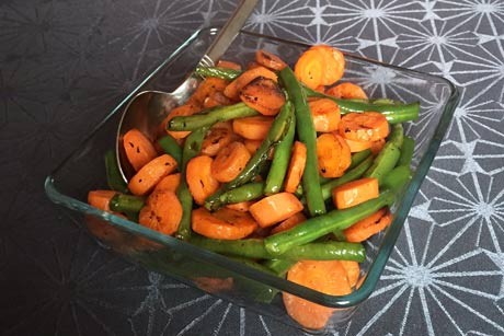 Gegrillte Karotten und Fisolen