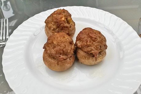 Gefüllte Champignons