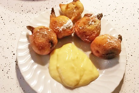 Feigen im Weinbackteig
