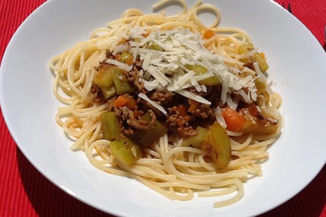 Spaghetti Bolognese mit Zucchini