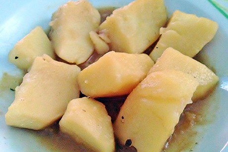 Kartoffeln mit Sauce