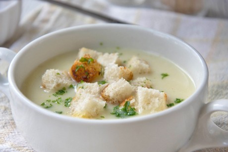 Weinsuppe