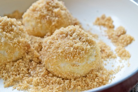 Süße Grießknödel