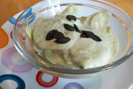 Gurkenrahmsalat