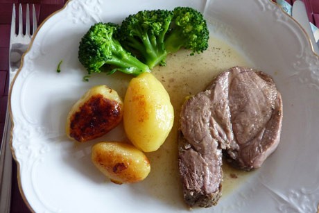 Lammkeule gebraten
