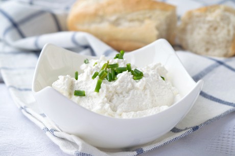 Selbstgemachter Ziegenfrischkäse
