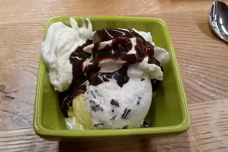 Schnelles Eisdessert