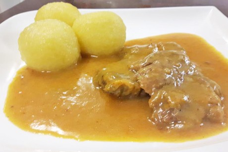 Rindschnitzel in Soße