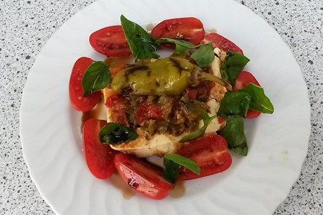Gebratener Schafkäse mit Chili