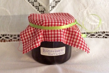 Brombeer-Rotwein-Marmelade