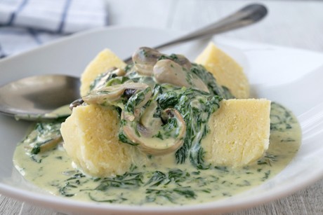 Spinatpfanne mit Champignon