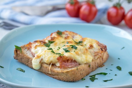Schinken-Topfen-Toast