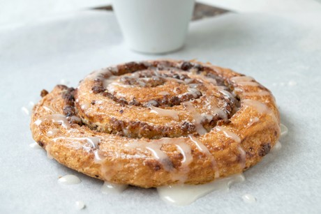 Plunderteigschnecken mit Nussfülle