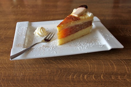 Apfel-Pudding-Torte