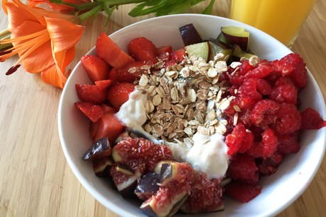 Veganes Beerenfrühstück